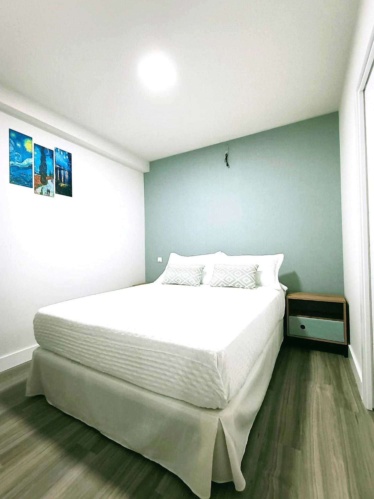 Madrid Suites Exteriör bild