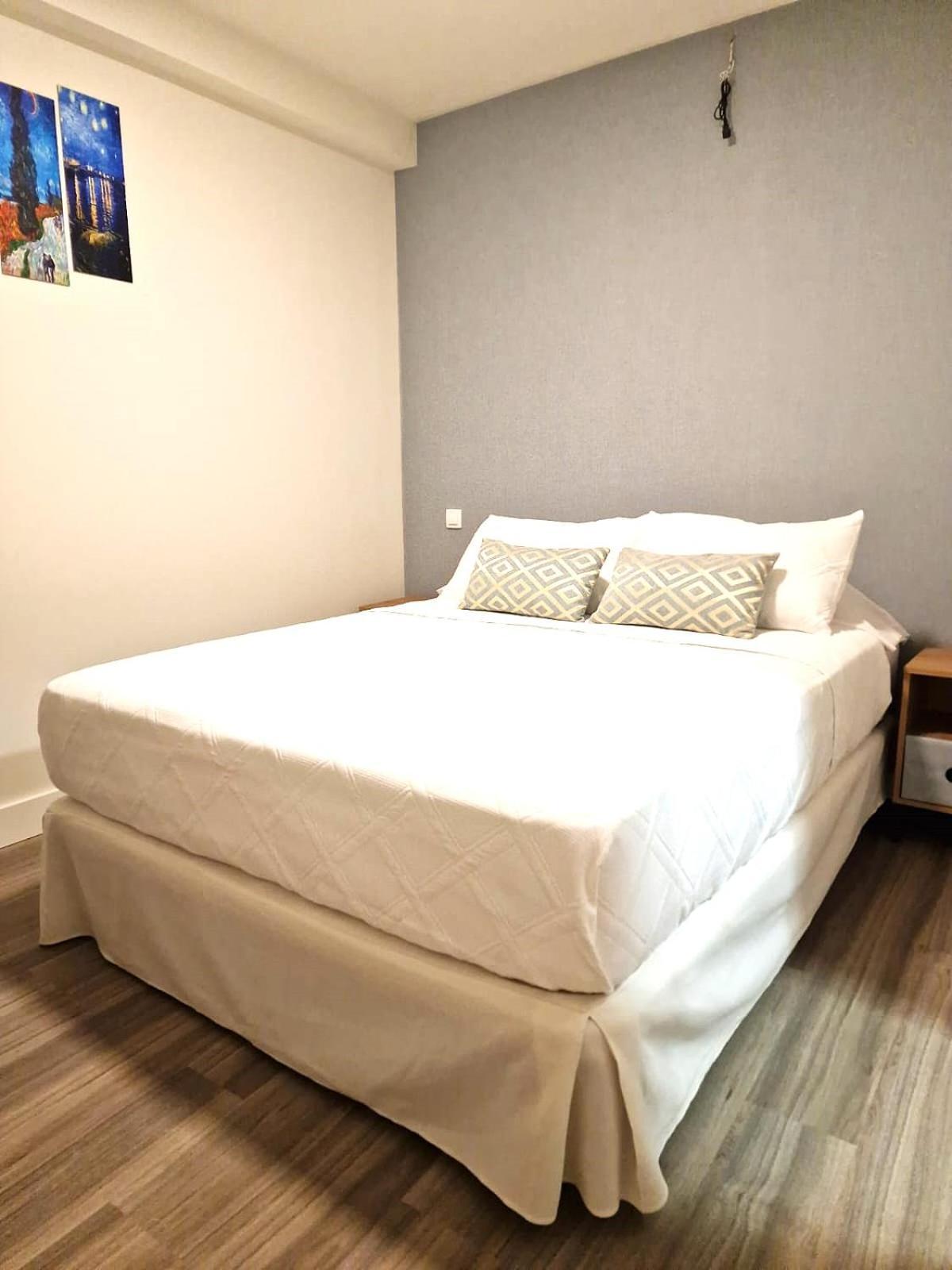 Madrid Suites Exteriör bild